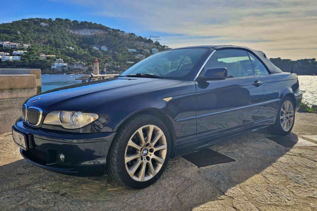 BMW CONVERTIBLE Series 3 325Ci