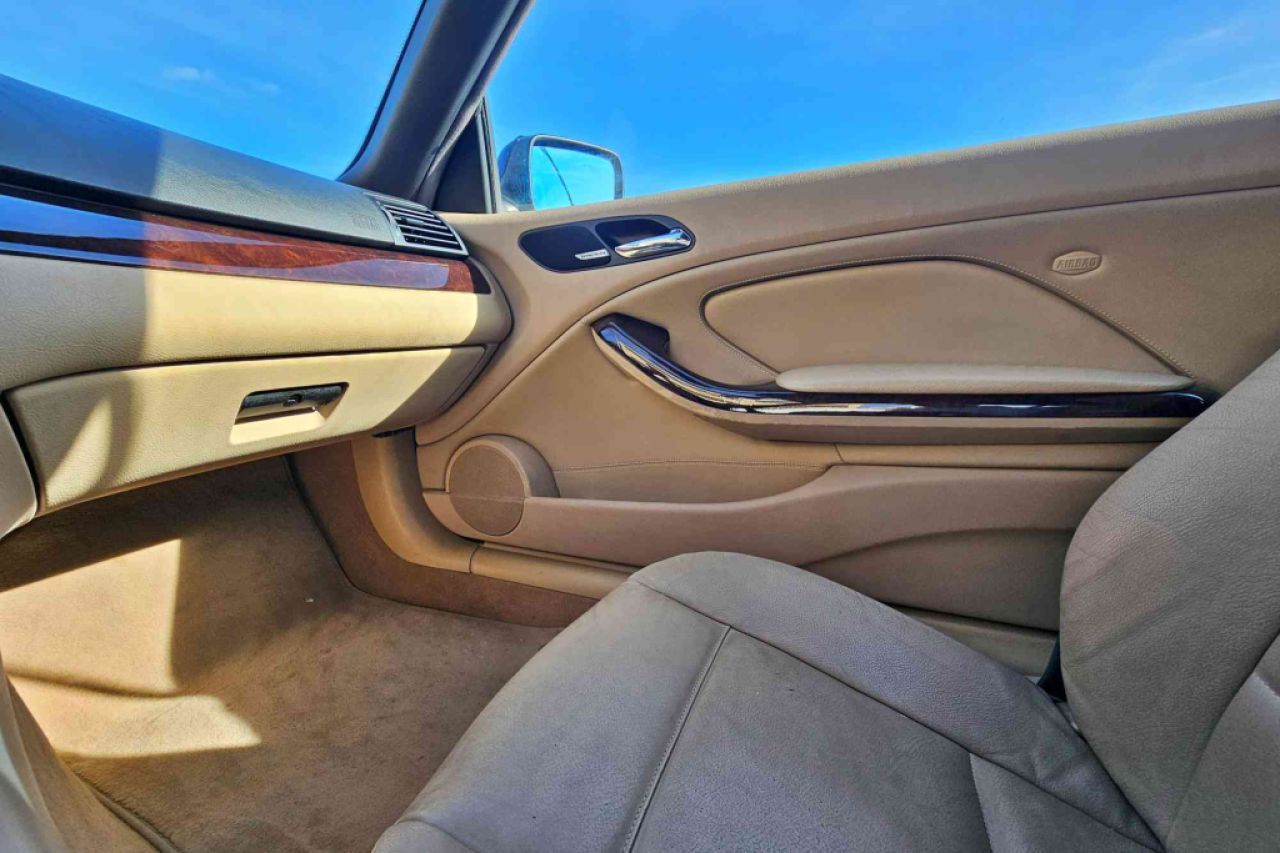 BMW CONVERTIBLE Series 3 325Ci