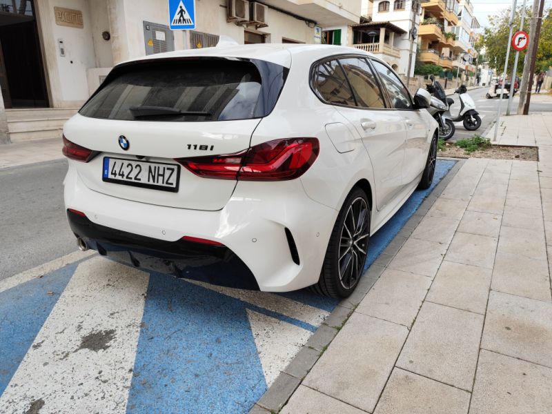 BMW F40 118i Automatic