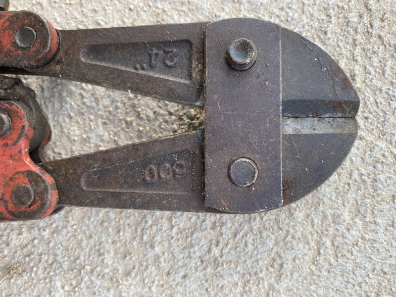 Bolts/Shroud Cutters