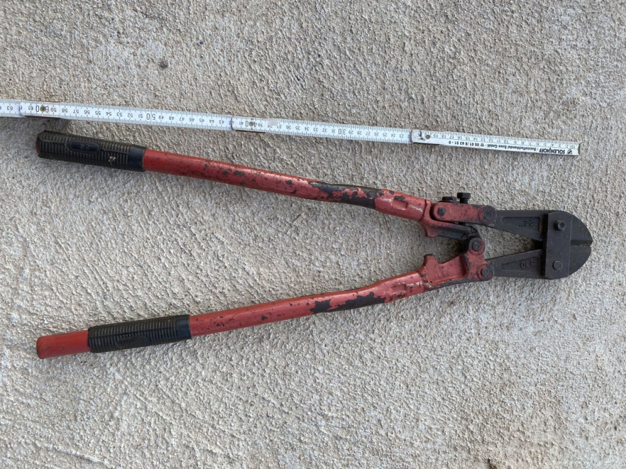 Bolts/Shroud Cutters