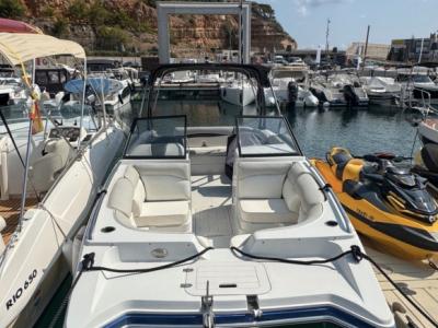 Barco Starcraft SCX 250 – Amarre en Port Adriano