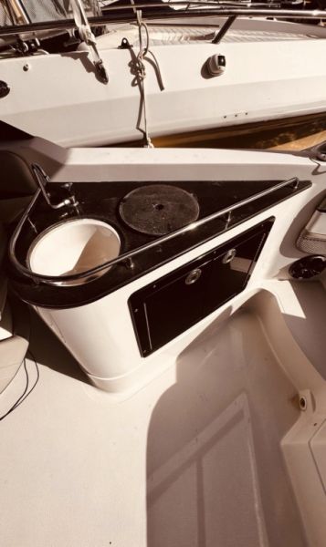 Barco Starcraft SCX 250 – Amarre en Port Adriano