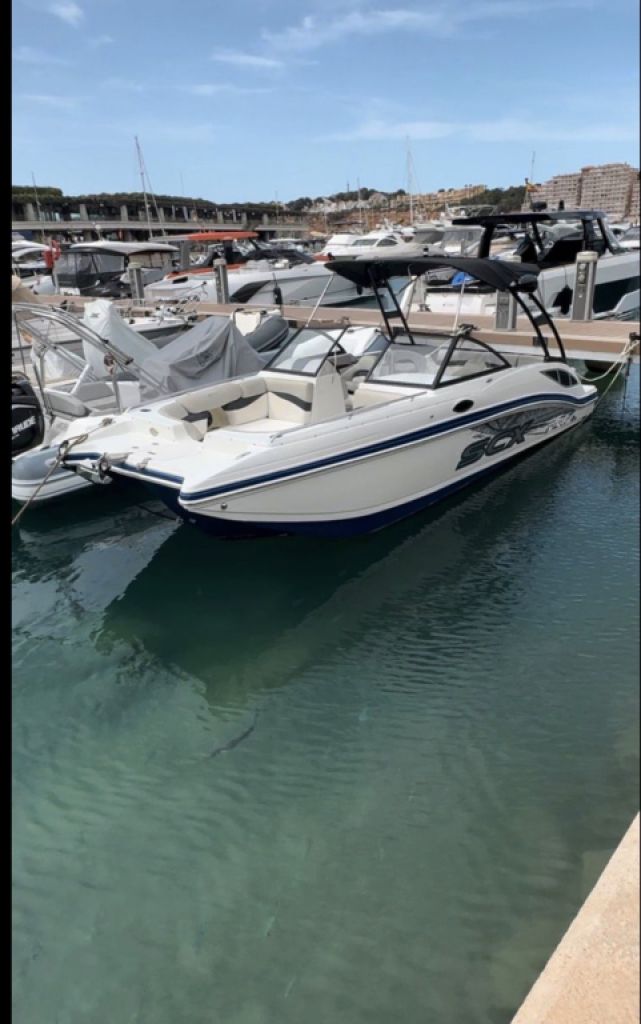 Barco Starcraft SCX 250 – Amarre en Port Adriano