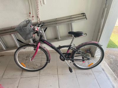 BTWIN Girls bike (8-12 years)
