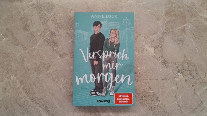 Bücher (Julia Kuhn, Anne Lück und Kristina Moninger)