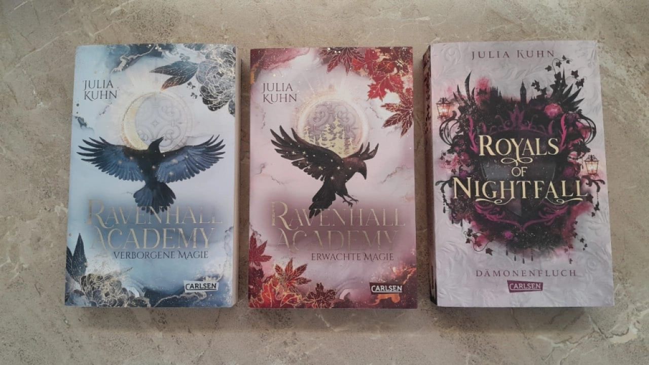 Bücher (Julia Kuhn, Anne Lück und Kristina Moninger)