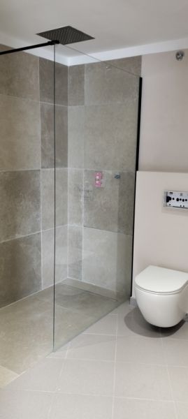 CALA BLAVA: 1 SZ-Wohnung mit 180º-Meerblick in 1. Linie