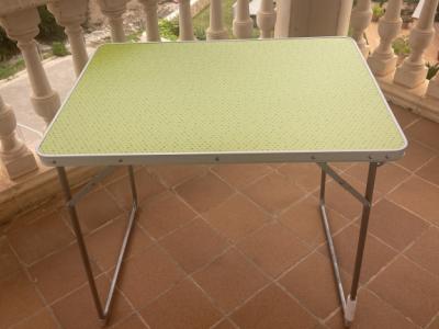 Campingtisch neu
