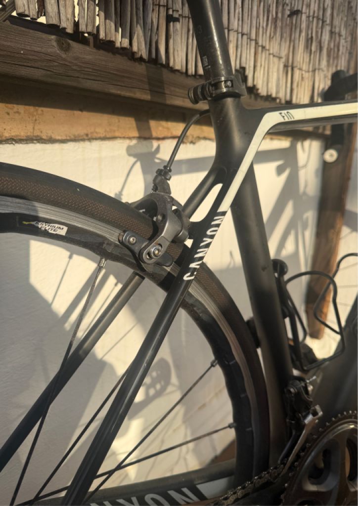 Canyon Ultimate CF SL – Ultegra – Frame size 52 / Size S – Rim brake – very good condition
