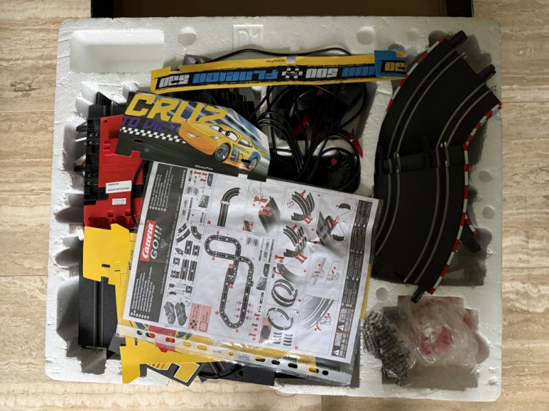 Carrera Go Ferrari Power and Cars