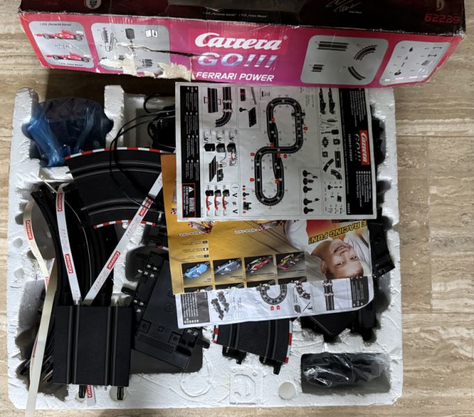 Carrera Go Ferrari Power and Cars