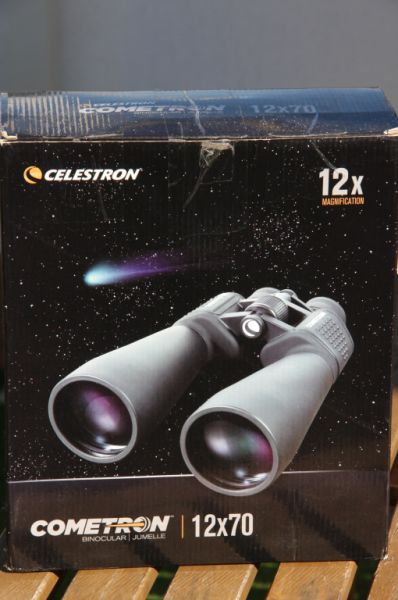CELESTRON binoculars "Cometron" 12x70, field of view 4.6°, weight approx. 1.4 kg, suitable for eyeglass wearers