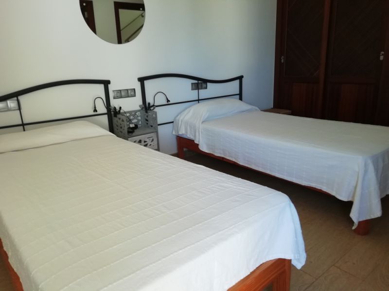 Chalet mit Ferienlizenz in 1. Küstenlinie in Cala Dor-- CH 50 a