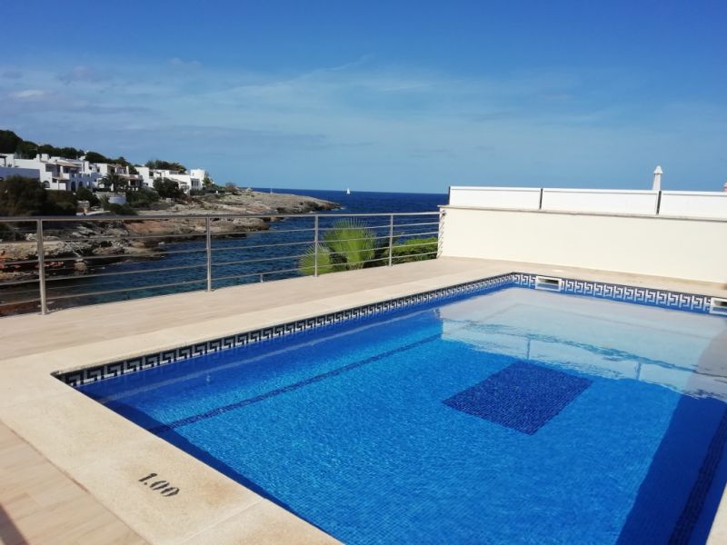 Chalet mit Ferienlizenz in 1. Küstenlinie in Cala Dor-- CH 50 a