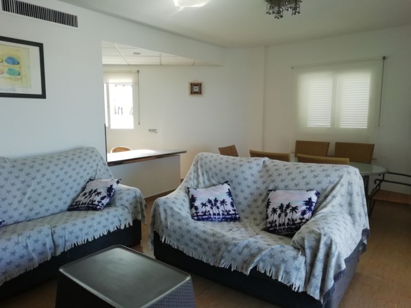 Chalet mit Ferienlizenz in 1. Küstenlinie in Cala Dor-- CH 50 a