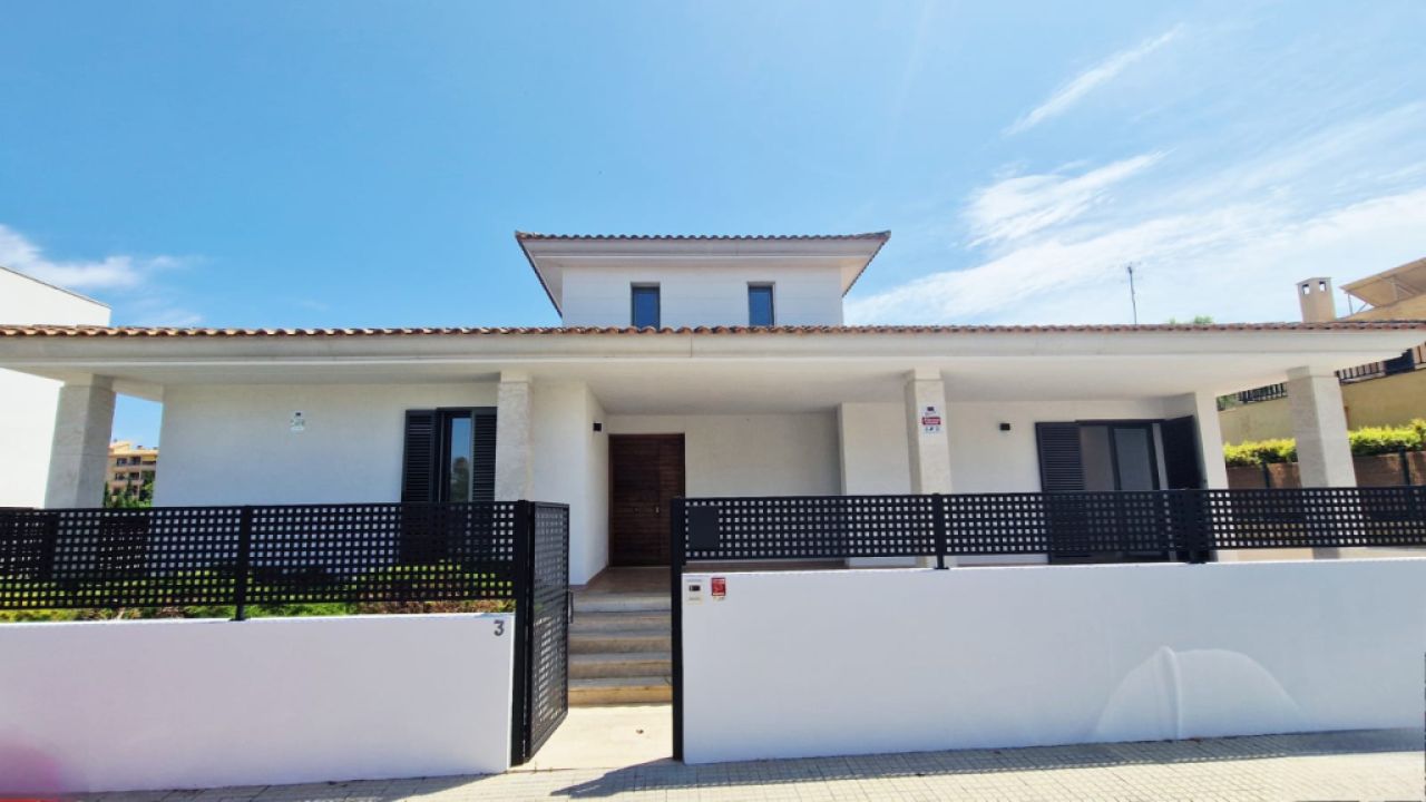 Chalet nur wenige Minuten zu Fuß von der Rafa Nadal Academy