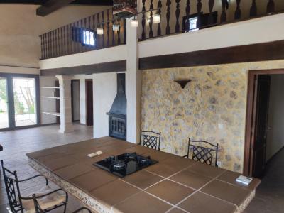 Charmantes Landhaus aus Stein auf großem Grundstück im Raum Inca