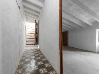 Encantadora casa en la ciudad con proyecto de renovación y vistas de ensueño en Selva