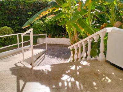 COSTA DE LA CALMA (SANTA PONSA): Renovierungsbedürftiges Studio fussläufig zum Strand