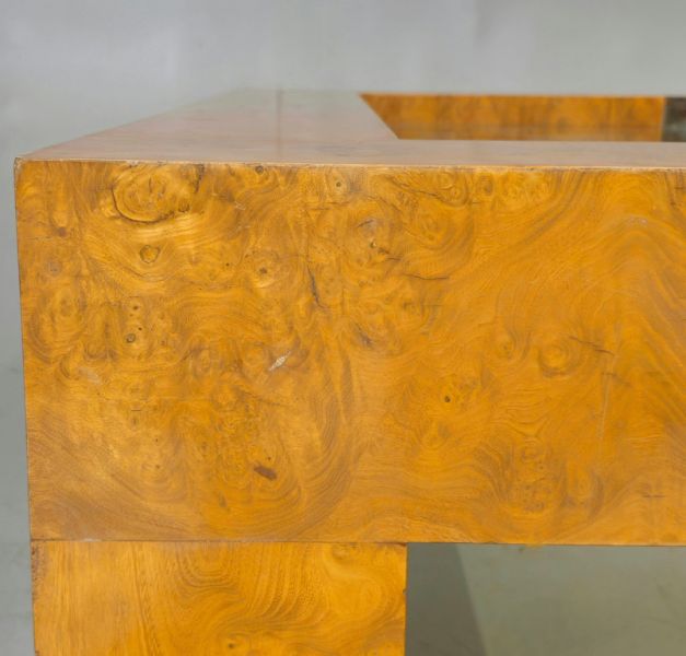 Couchtisch im Stil von Milo Baughman, Ulmenholz / Metall / Glasplatte