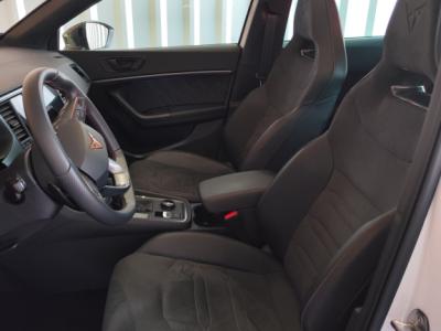 Cupra Ateca 2.0TSI 300PS EZ08/2023 1.Hand Panoramadach AnhängerkupplungBEATS Kamera360