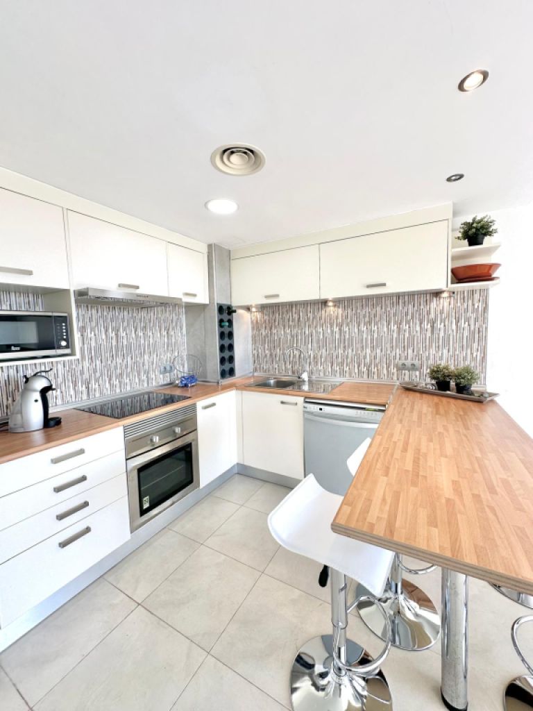 Dachgeschosswohnung in Cala Domingos