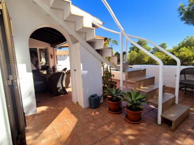 Dachgeschosswohnung mit Meer- und Bergblick in Cala d’Or