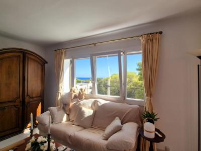 Dachgeschosswohnung mit Meer- und Bergblick in Cala d’Or