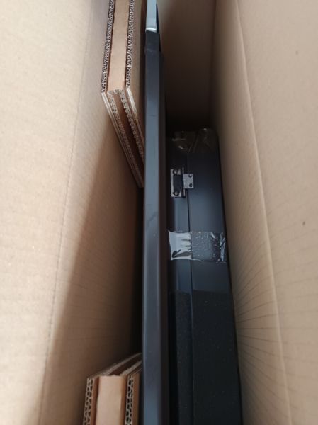 Roof hatch 0.55 x 0.45 original packaged Grade A+