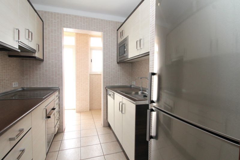 Dachwohnung mit Terrasse auf Garagengeschoss und Abstellraum