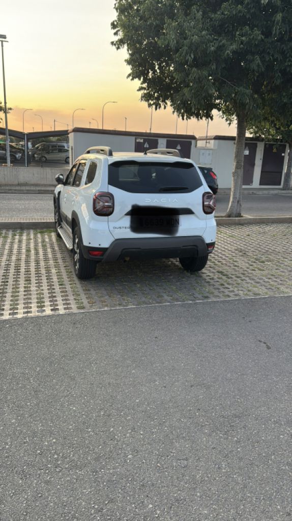 Dacia Duster solo 8.000 km, como nuevo, ubicación Mallorca