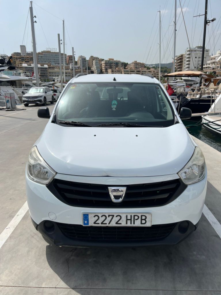 Dacia Lodgy 2013