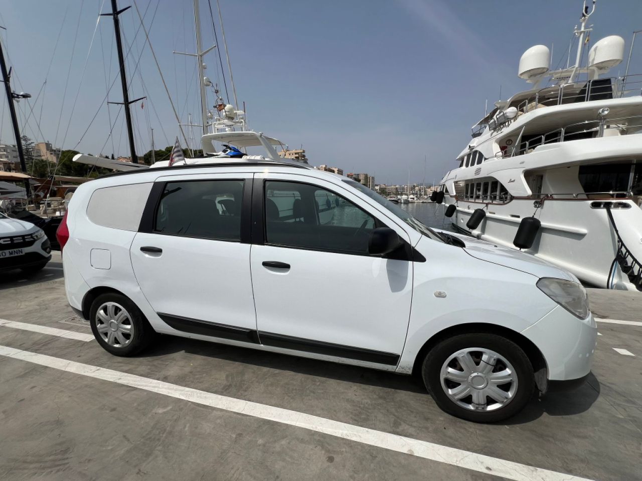 Dacia Lodgy 2013