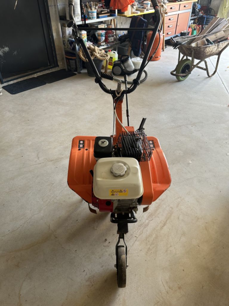 Daewoo Motor Fräse Honda Motor !