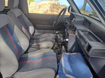 Daihatsu Feroza 300 4x4 convertible with air conditioning