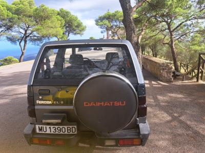 Daihatsu Feroza 300 4x4 convertible with air conditioning