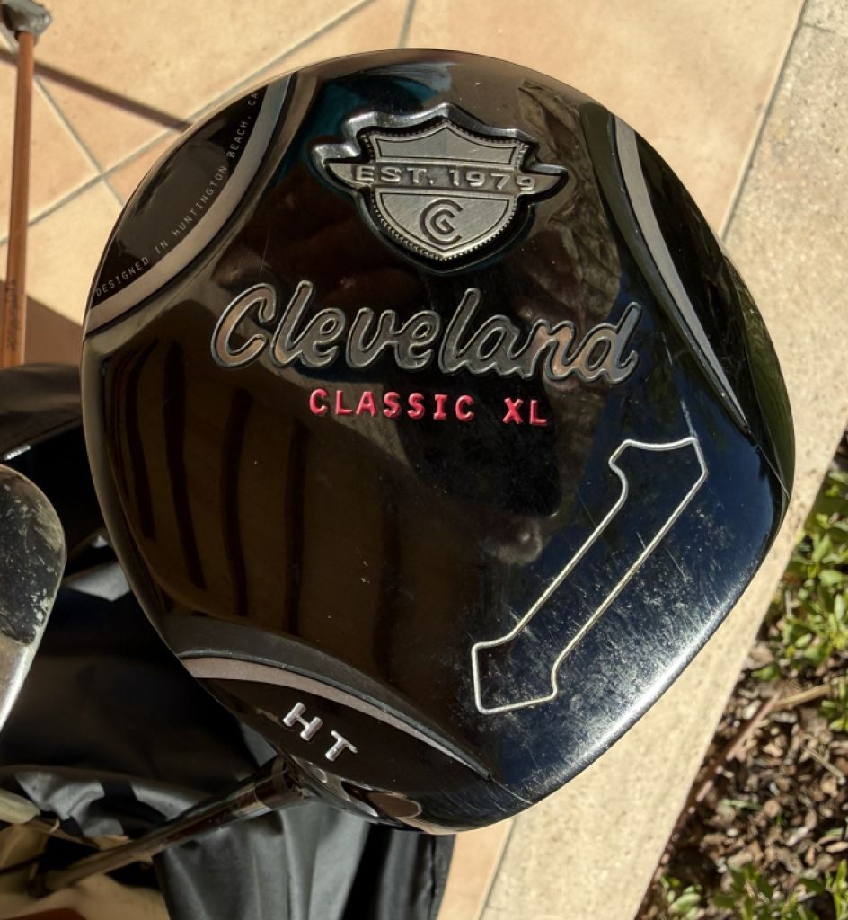 Damen-Golftasche mit komplettem Schlägersatz inkl. diverse Driver