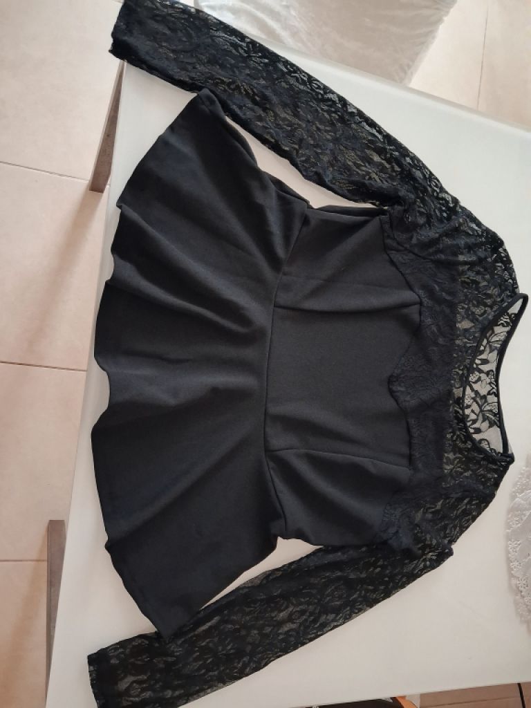 Women's fashion NEW Size 40/42