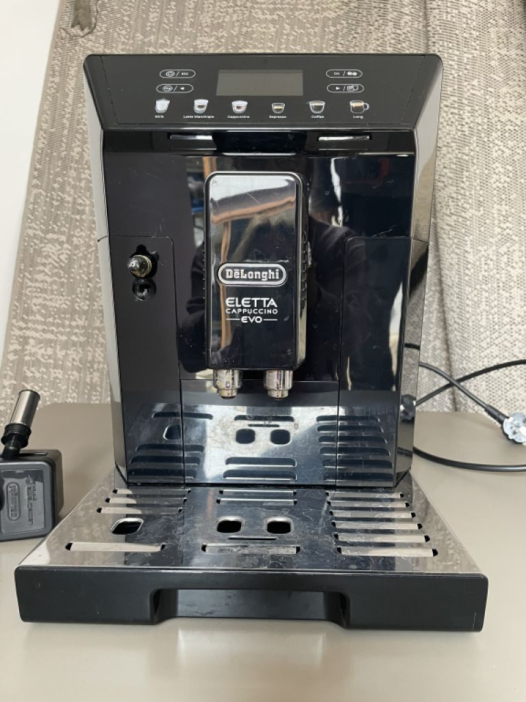 De’Longhi Eletta Cappuccino Evo cafetera superautomática con sistema de leche a la venta