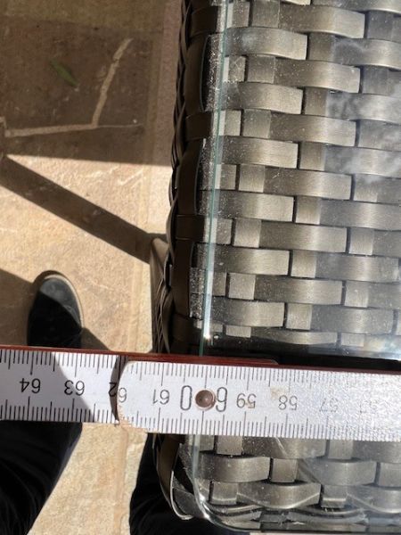 DEDON rattan-glass  table 1a like new