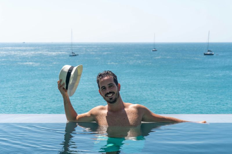 Dein „Mallorca Zero“ Pool-Service-Web-Angebot: Glasklare Sichtbarkeit für Dein Business