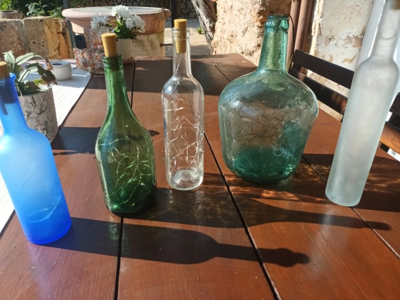 Decoración para interiores y exteriores: botellas ligeras inusuales con funcionamiento con batería