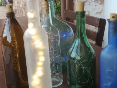 Decoración para interiores y exteriores: botellas ligeras inusuales con funcionamiento con batería