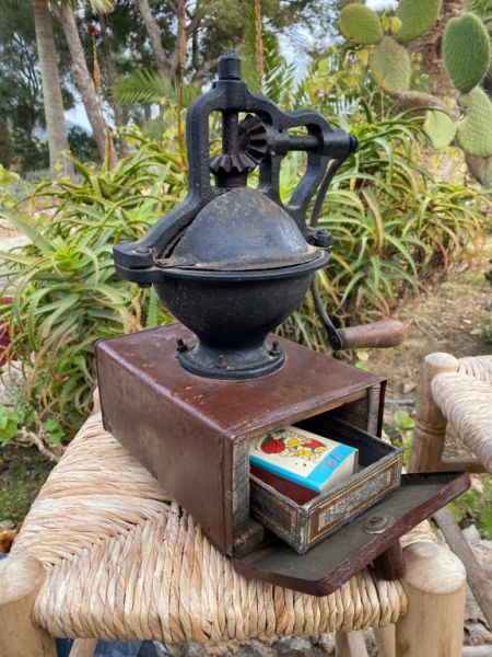 DEKO caja de madera antigua con cajón y molino de metal