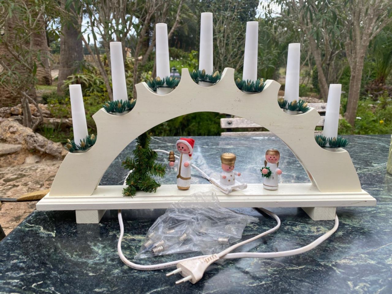 Decorative electric candle arch, wood