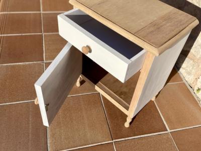 Dekorativer Nachtisch 46x31x57 cm natur/weiss