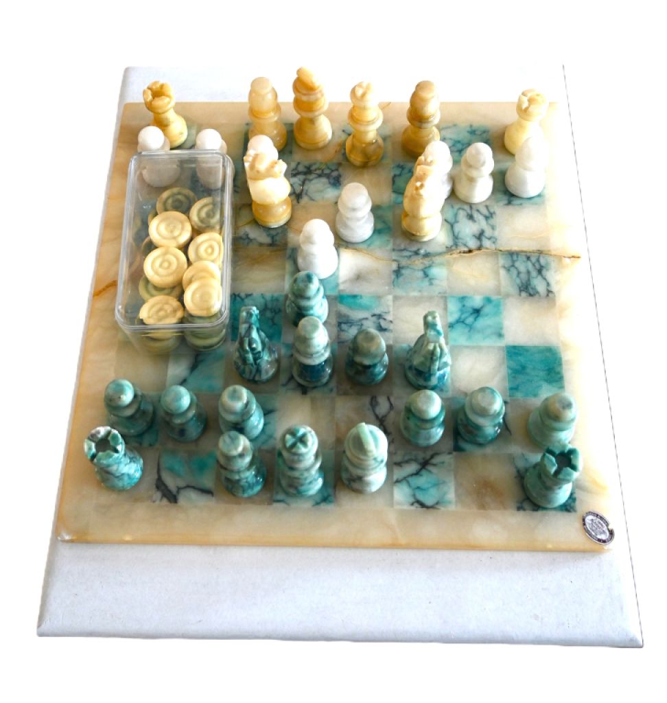 Juego de ajedrez decorativo de alabastro italiano
