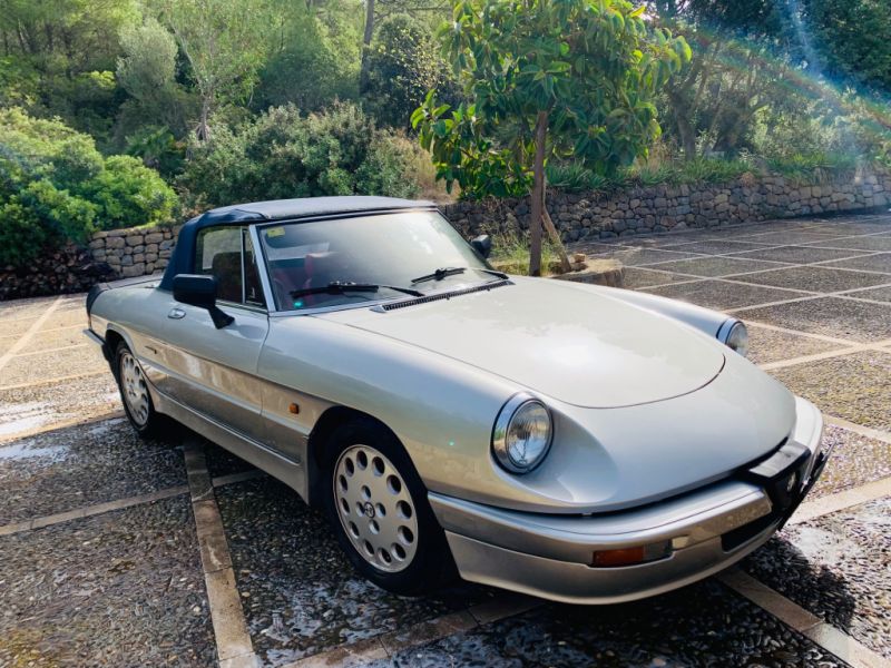 Der ikonische klassische ALpha Spider 1986 zu verkaufen