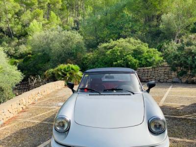 Der ikonische klassische ALpha Spider 1986 zu verkaufen